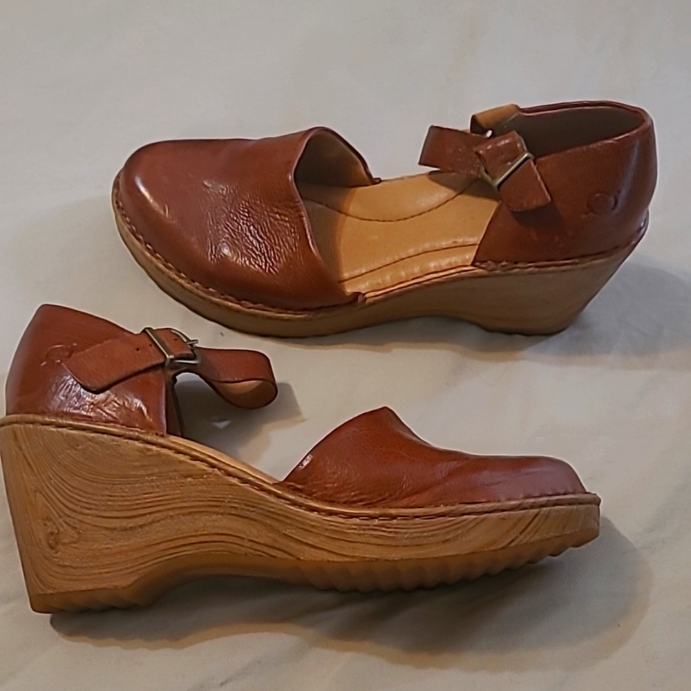 Ladies Born Sandals